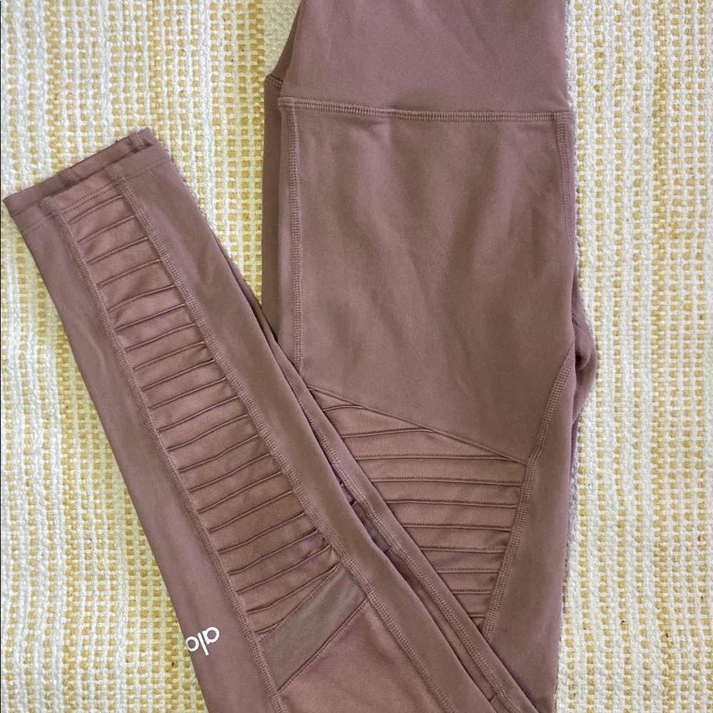 Alo Yoga Leggings